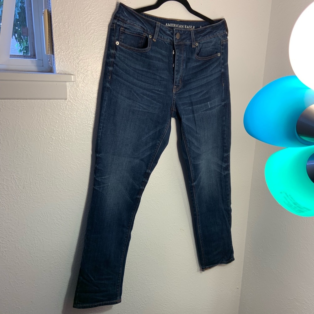 Never Been Worn AE Tomgirl Jeans